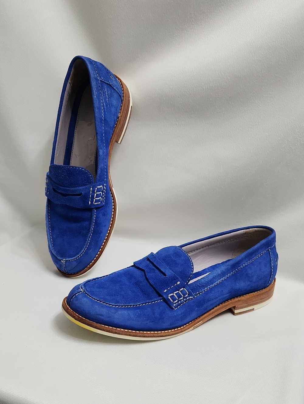 Johnston & Murphy Royal Blue Suede Penny Loafers (W Size 7)